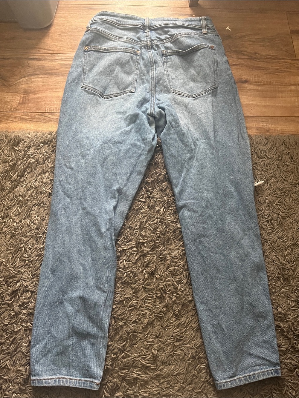 Distressed Jeans 👖 - Picture 2 of 5